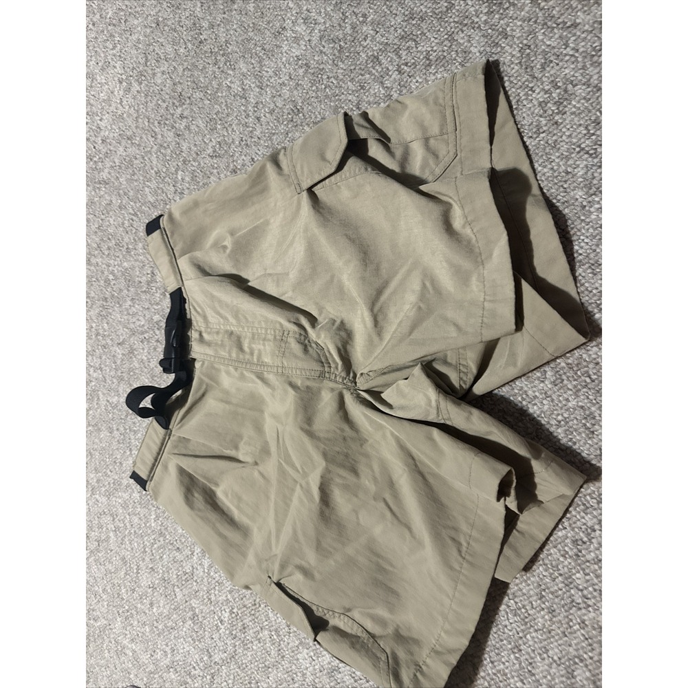 Cabela's Guidewear Men's Cargo Shorts Sz M Tan  Belted Outdoor Shorts meas 30x 6
